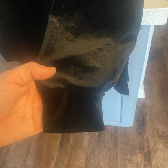 Women’s the skyes the limit velvet/velour like shirt, NWT - Picture 6 of 7